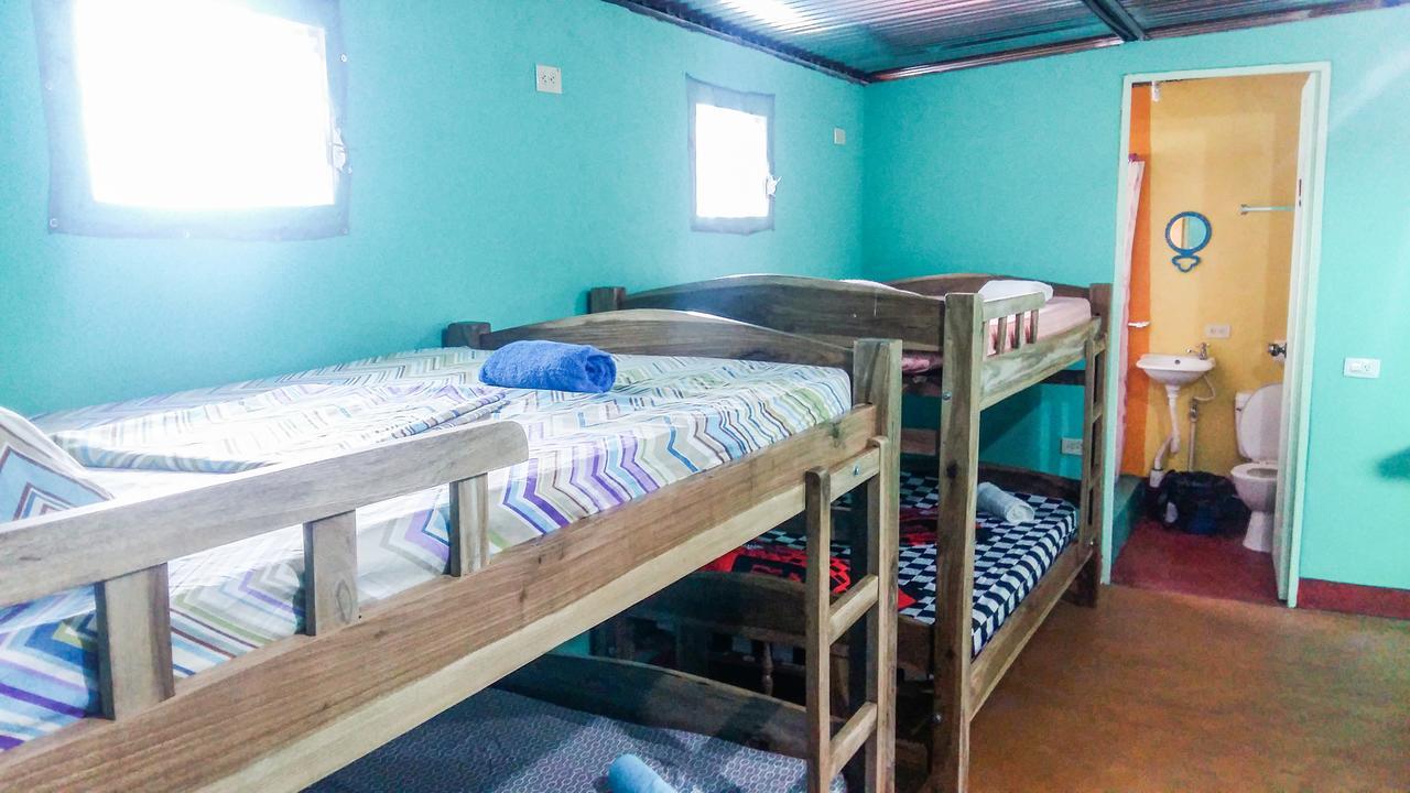 مويوجالبا Hostel Life Is Good المظهر الخارجي الصورة