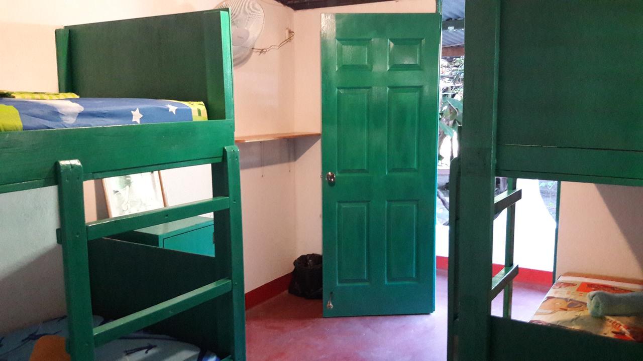 مويوجالبا Hostel Life Is Good المظهر الخارجي الصورة